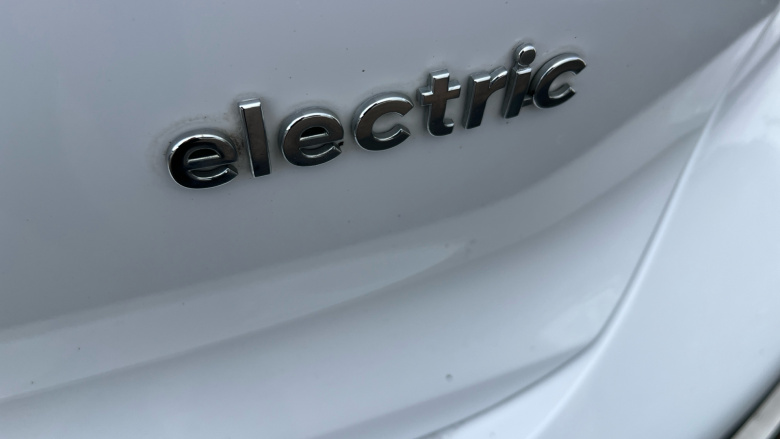 Hyundai IONIQ 88kW Electric Premium 28kWh 5dr Auto Electric Hatchback